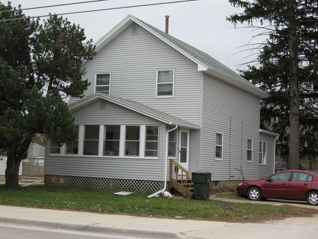 7815 University Avenue - 3