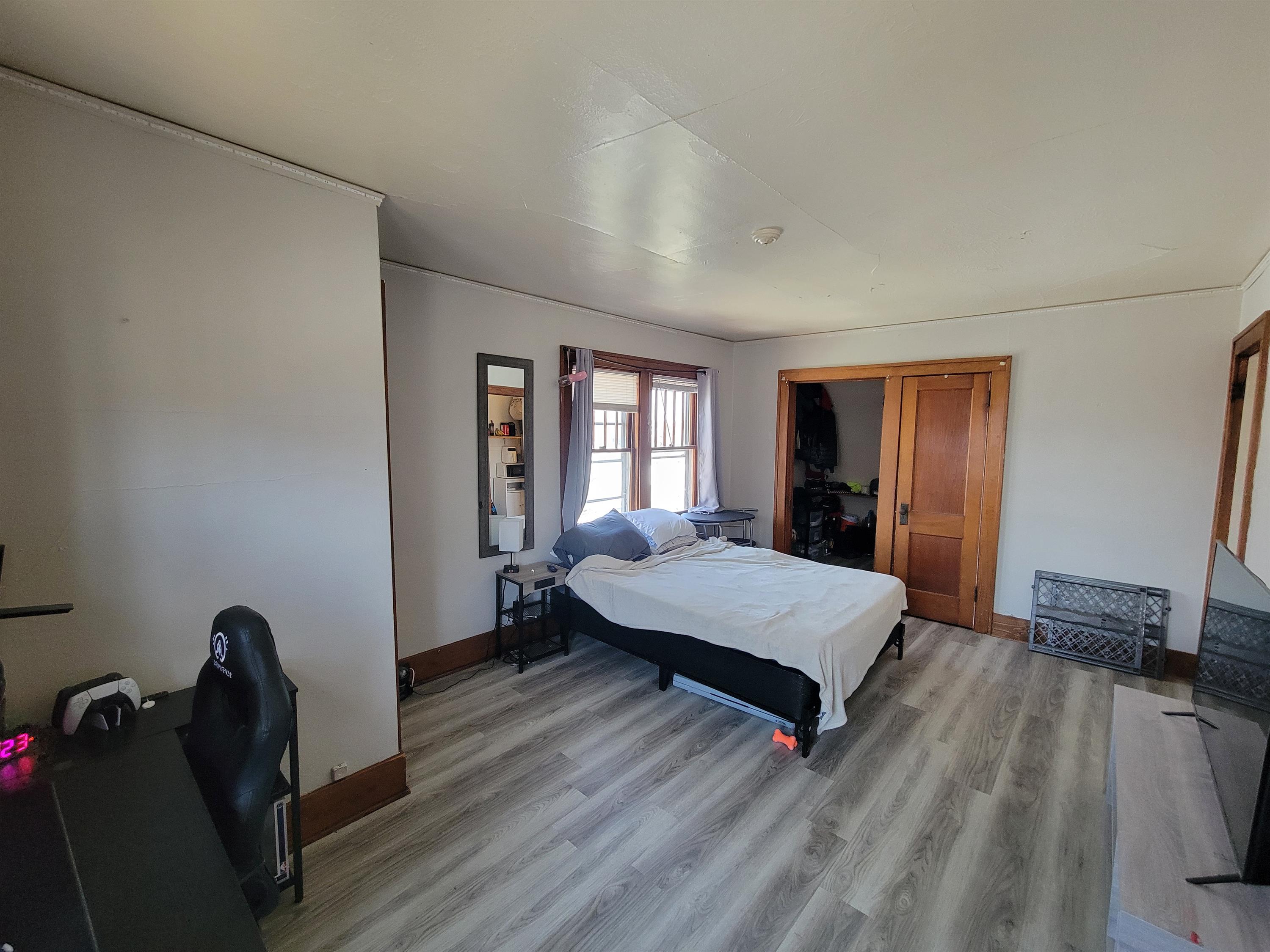 2216 Merner Avenue - 4